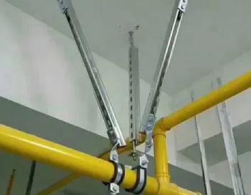 闸阀支撑架的质量要求。价格决定了洛扎抗震支撑框架的质量。